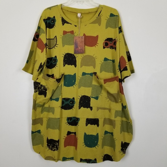 Tops - Over Sized Tunic Tshirt Cats Cat Graphic Novelty